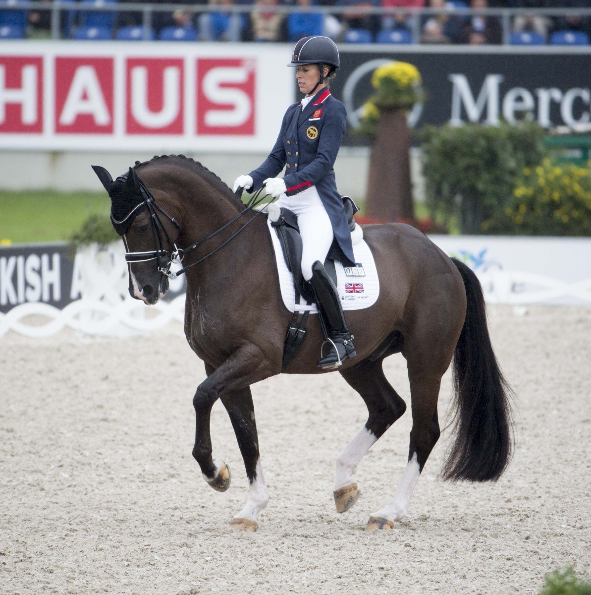 Valegros federnde und geschmeidige Piaffe-Passage-Tour ist immer wieder ein Punktegarant für Charlotte Dujardin. Foto: von Hardenberg